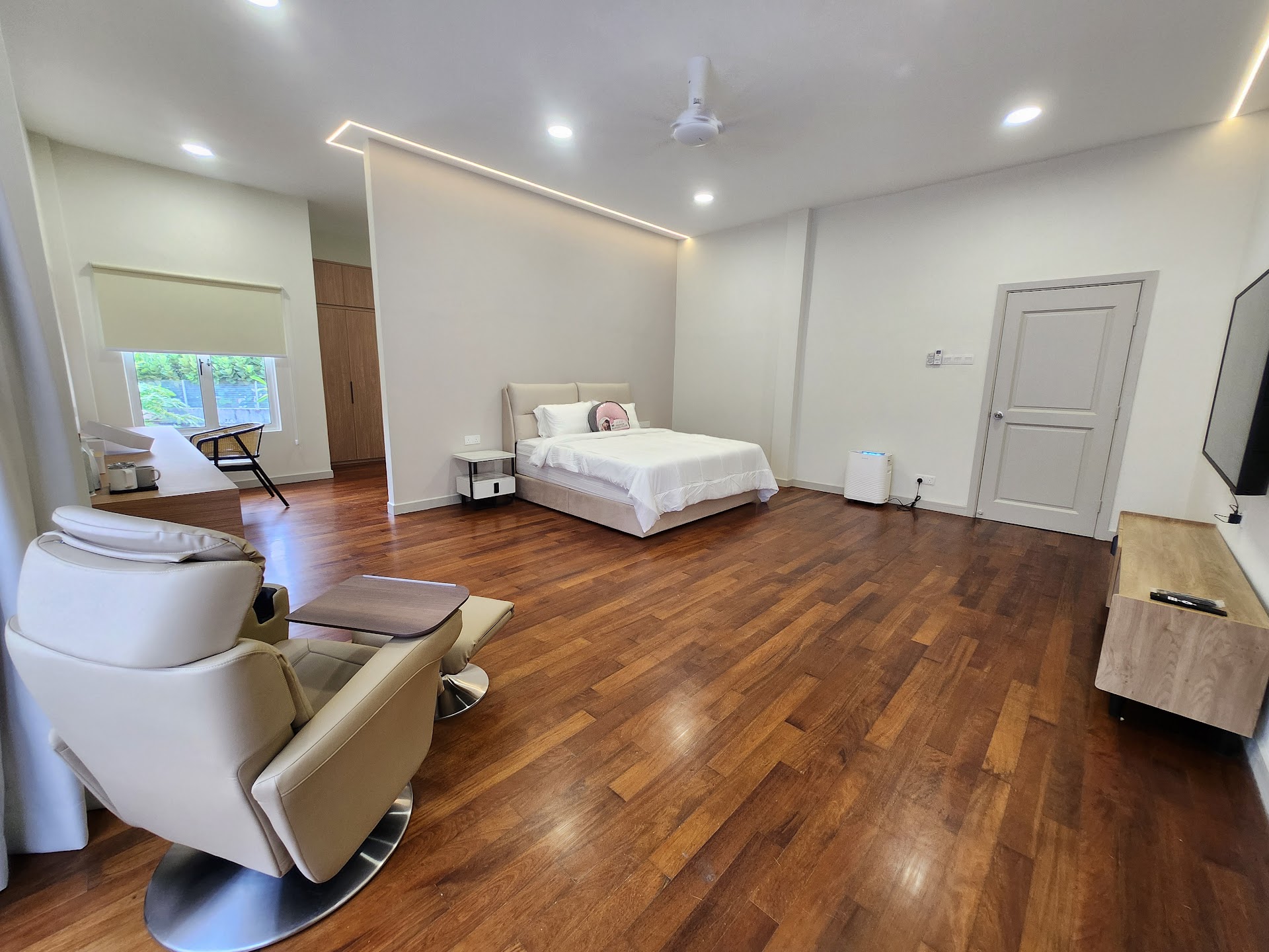 Premium Suite king-size bed at NewBond